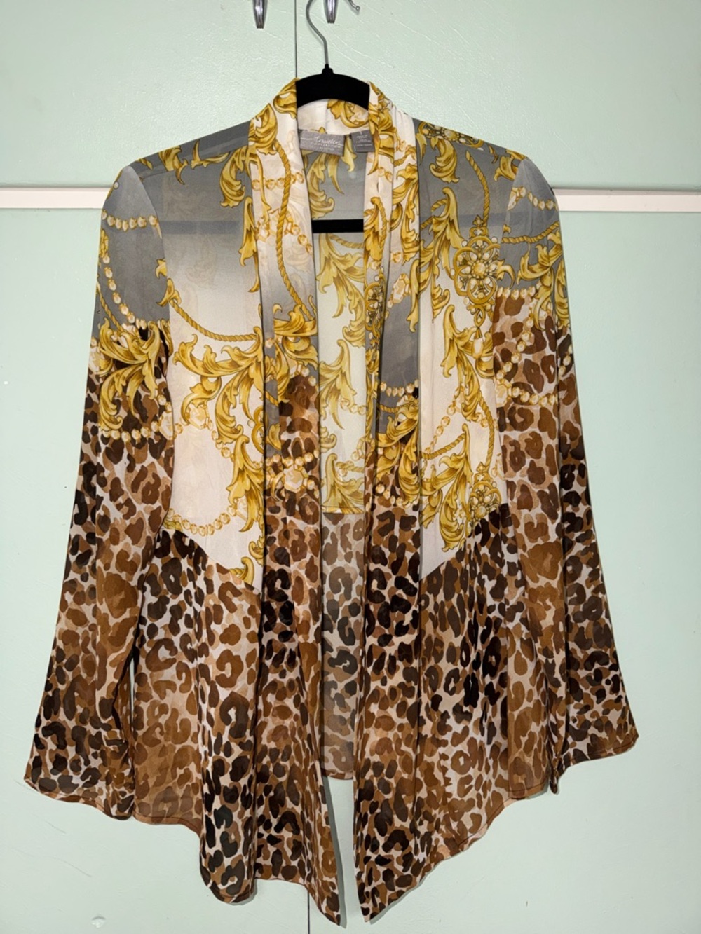 Chico’s Travelers collection leopard print sheer open front Jacket or Kimono